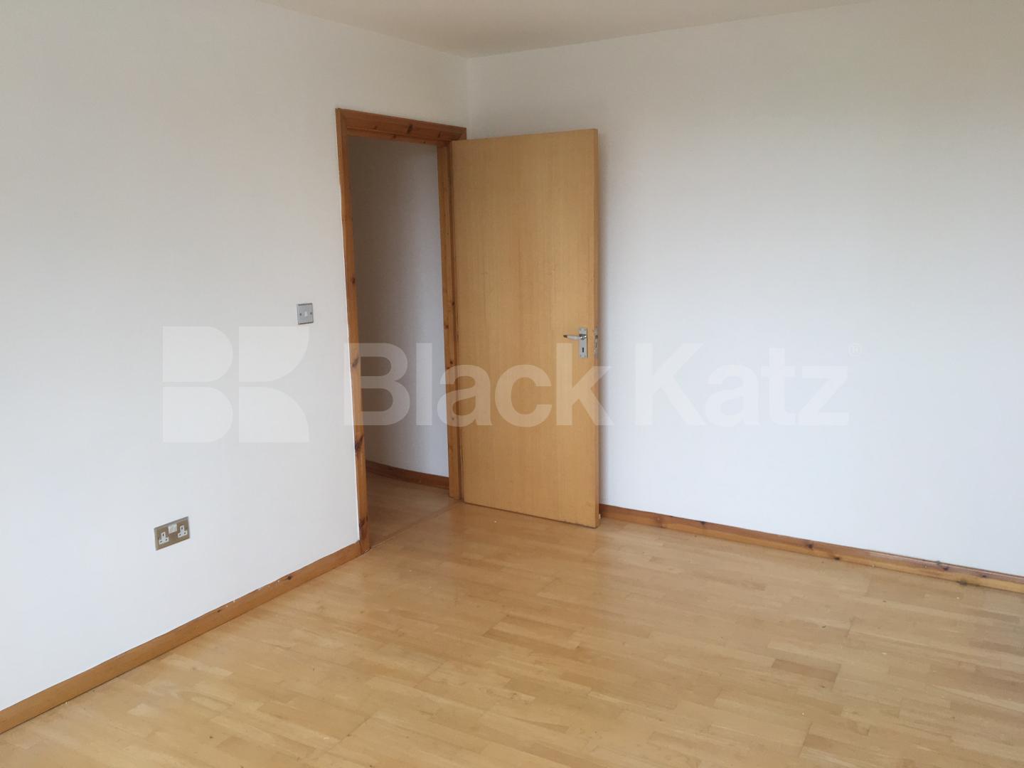 			STUNNING 2 BEDROOM WAREHOUSE APARTMENT, 2 Bedroom, 1 bath, 1 reception Flat			 SPRINFIELD HOUSE LOFTS-TYSSEN STREET, DALSTON/HAGGERSTON/SHOREDITCH