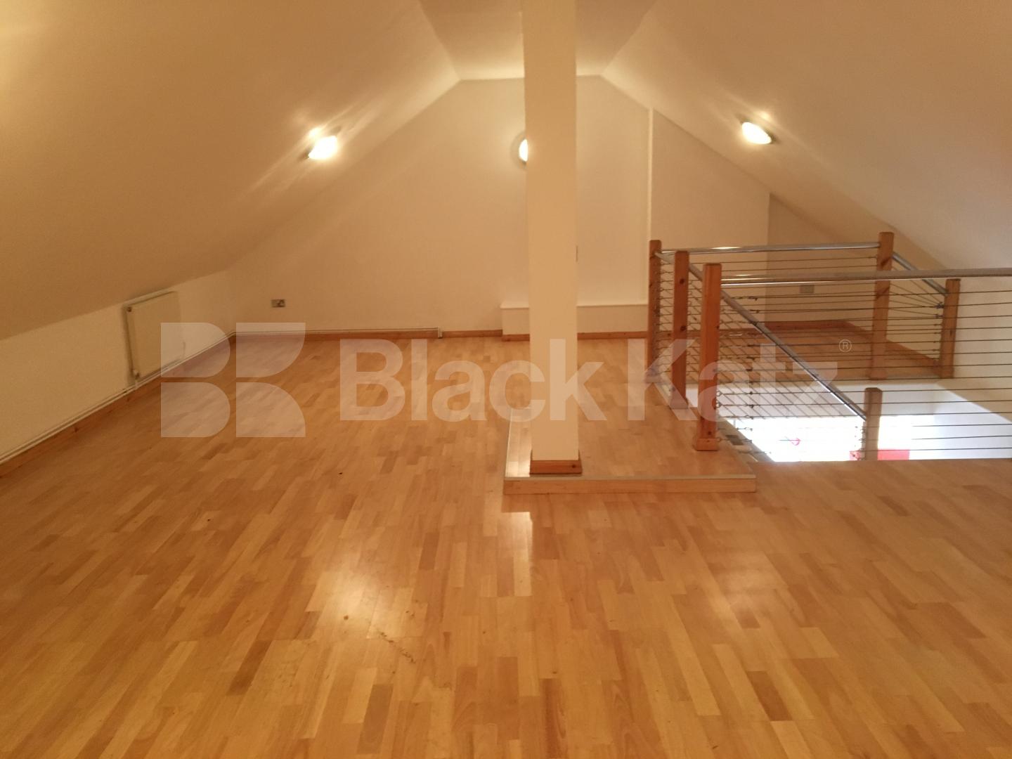			STUNNING 2 BEDROOM WAREHOUSE APARTMENT, 2 Bedroom, 1 bath, 1 reception Flat			 SPRINFIELD HOUSE LOFTS-TYSSEN STREET, DALSTON/HAGGERSTON/SHOREDITCH