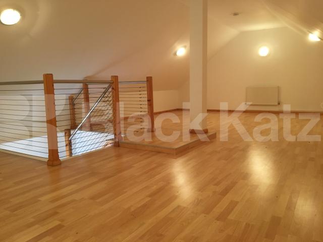 			STUNNING 2 BEDROOM WAREHOUSE APARTMENT, 2 Bedroom, 1 bath, 1 reception Flat			 SPRINFIELD HOUSE LOFTS-TYSSEN STREET, DALSTON/HAGGERSTON/SHOREDITCH