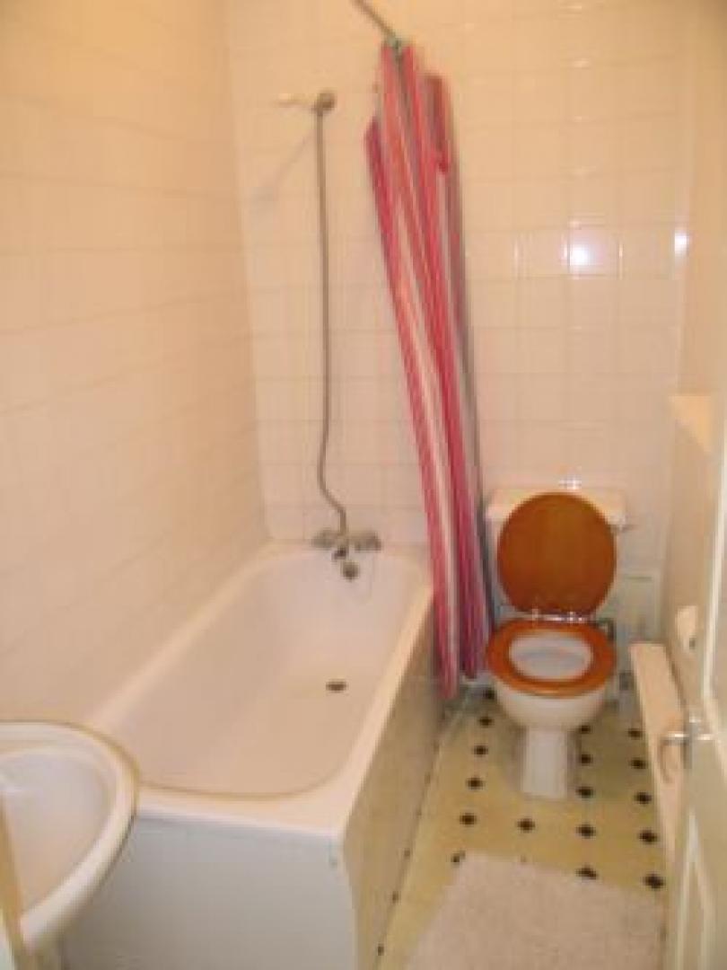 			2 Bedroom, 1 bath, 1 reception Flat			 Edbrooke Road, MAIDA VALE W9