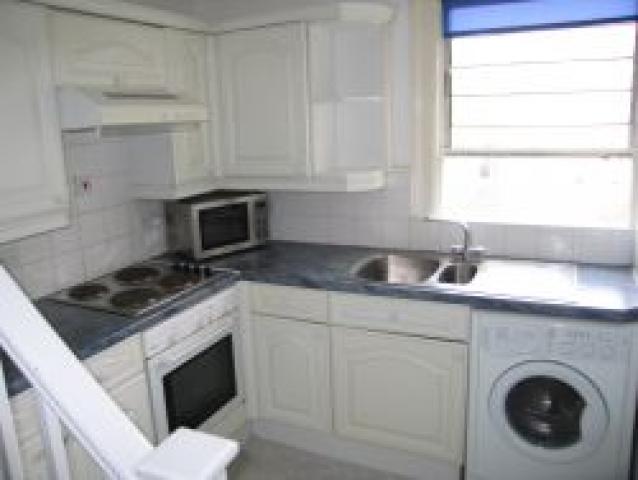 			2 Bedroom, 1 bath, 1 reception Flat			 Edbrooke Road, MAIDA VALE W9