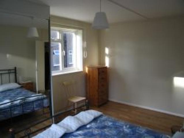 			2 Bedroom, 1 bath, 1 reception Flat			 Nicholl Road, HARLESDEN NW10