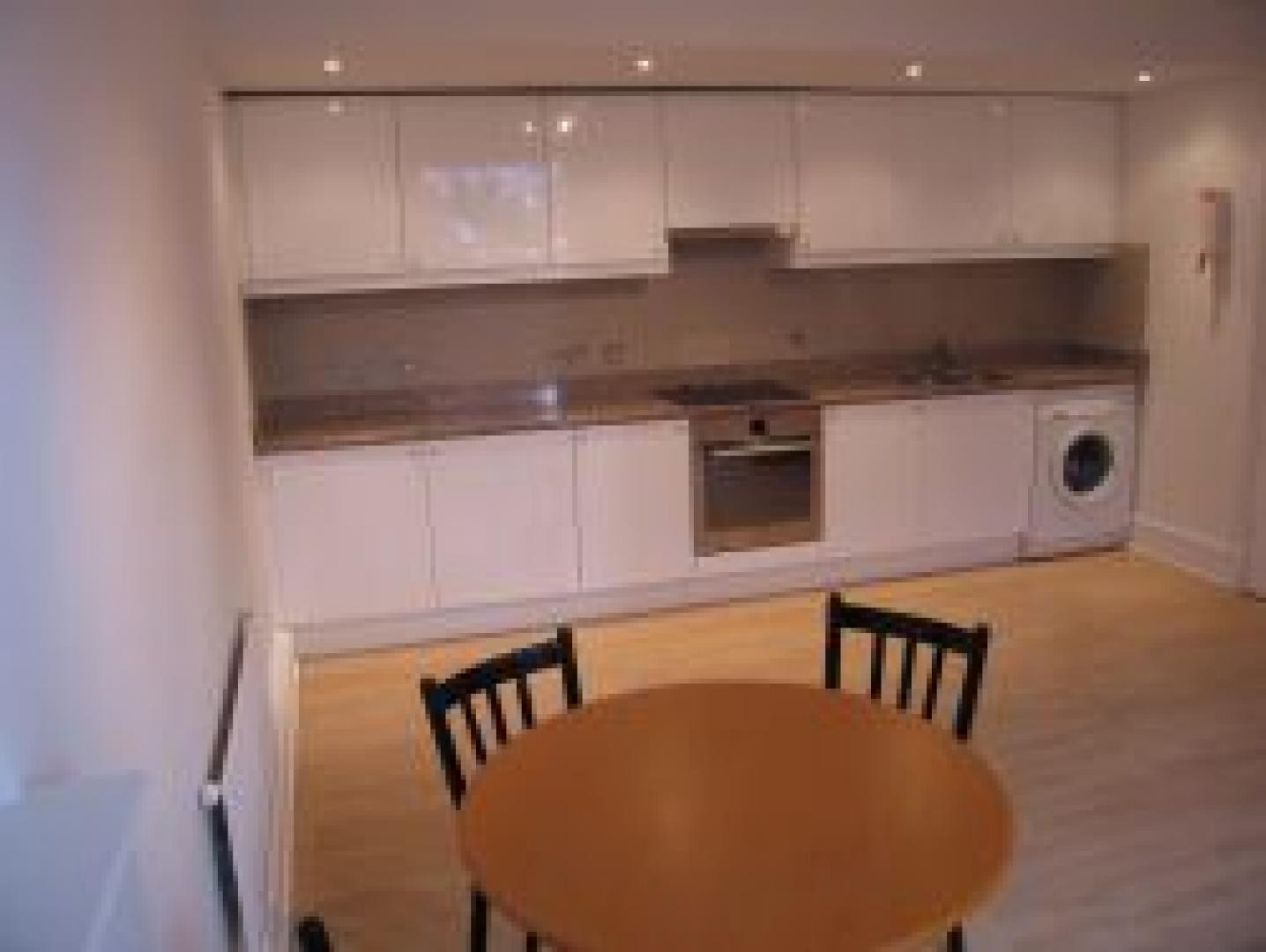 			1 Bedroom, 1 bath, 1 reception Flat			 Fellows Road, BELSIZE PARK NW3