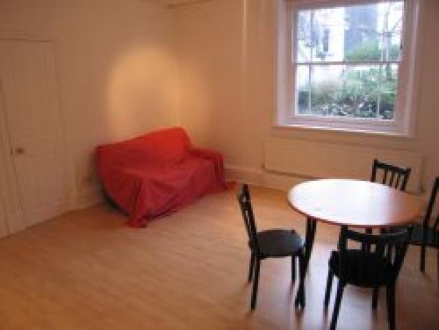 			1 Bedroom, 1 bath, 1 reception Flat			 Fellows Road, BELSIZE PARK NW3