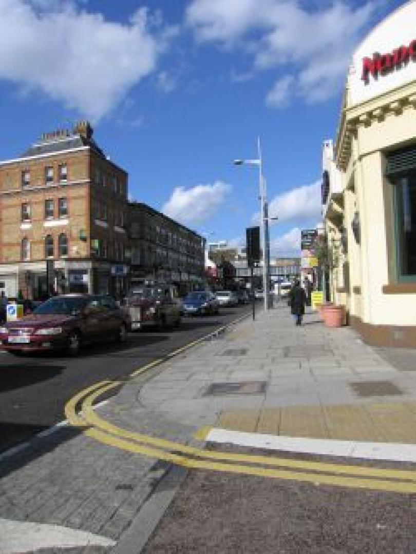 			1 Bedroom, 1 bath, 1 reception Flat			 Kilburn High Road, KILBURN NW6