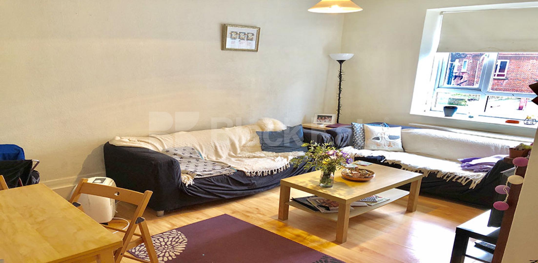 			NEW INSTRUCTION , 2 Bedroom, 1 bath, 1 reception Apartment			 Nelsons Row, Clapham Common