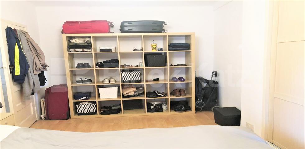 			HEATING and HOT WATER INCLUDED, 1 Bedroom, 1 bath, 1 reception Flat			 The Grampians, Shepherds Bush Road, Shepherds Bush