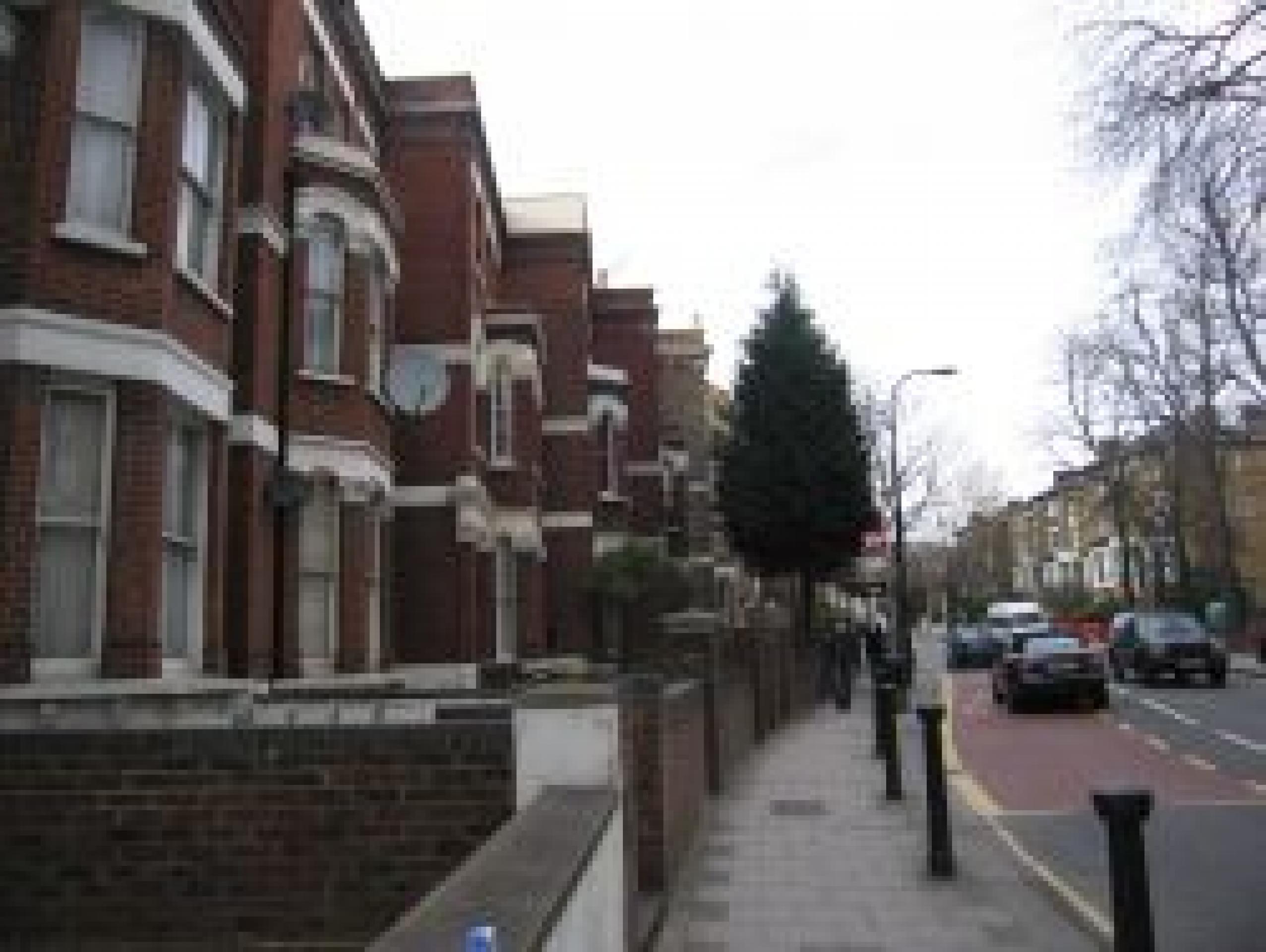 			3 Bedroom, 1 bath, 1 reception Flat			 West End Lane, WEST HAMPSTEAD NW6 NW6