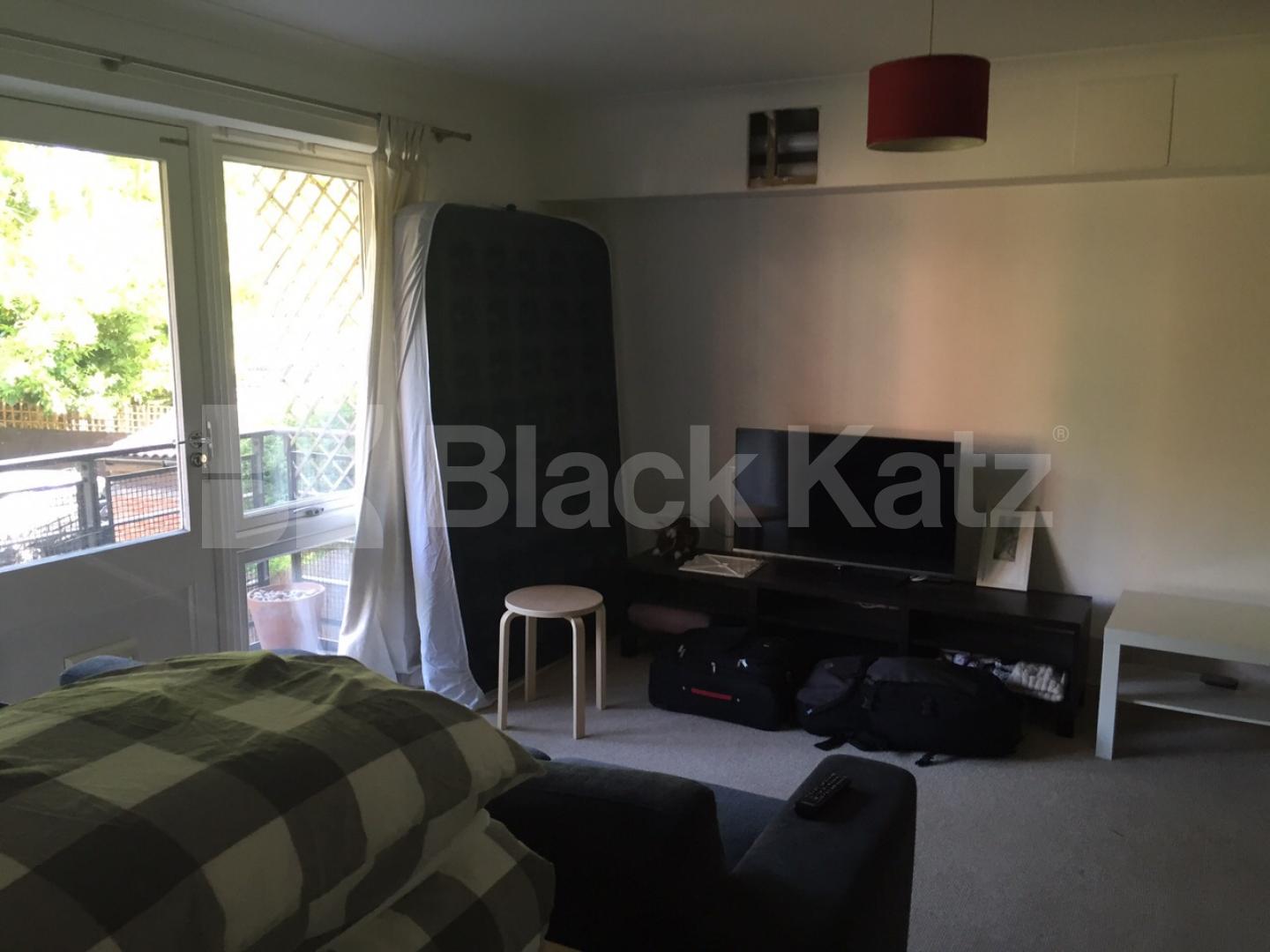 			New Instruction, 1 Bedroom, 1 bath, 1 reception Flat			 Ramsey Walk, ISLINGTON