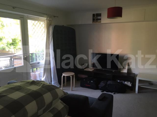 			New Instruction, 1 Bedroom, 1 bath, 1 reception Flat			 Ramsey Walk, ISLINGTON