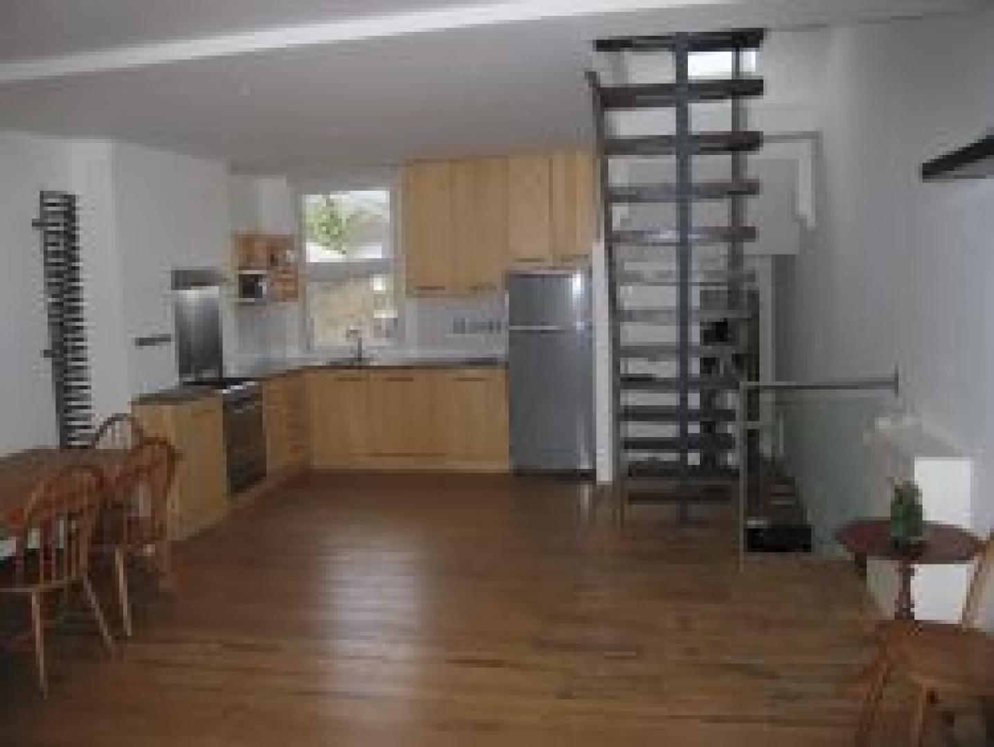 			2 Bedroom, 1 bath, 1 reception Flat			 Ashburnham Road, KENSAL GREEN NW10