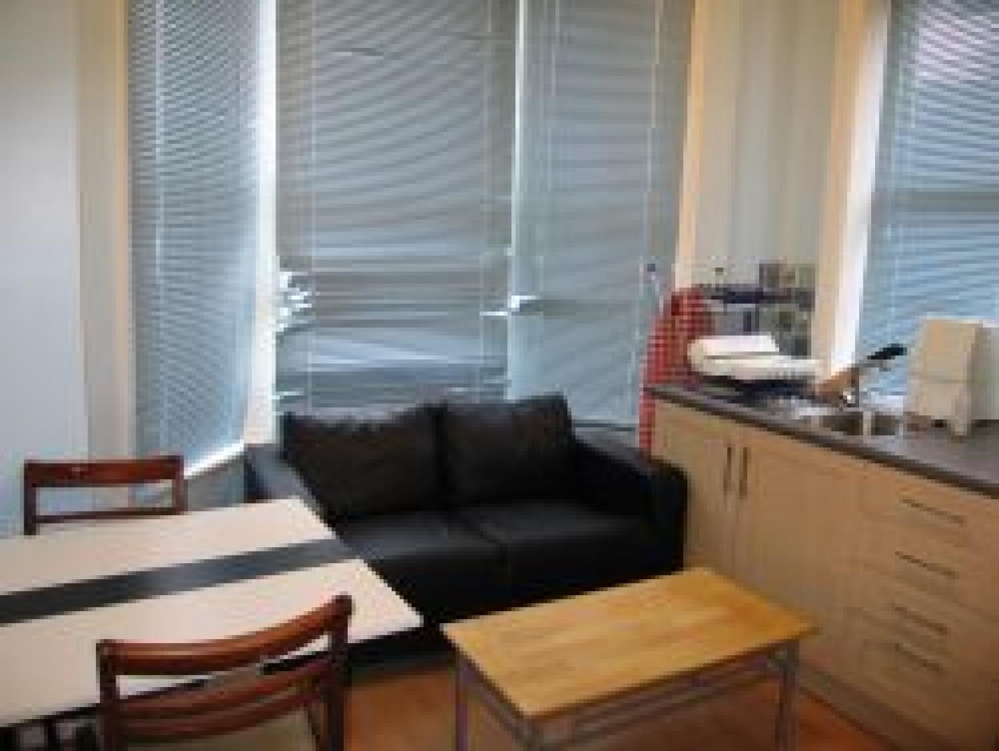 			2 Bedroom, 1 bath, 1 reception Flat			 Glengall Road, KILBURN