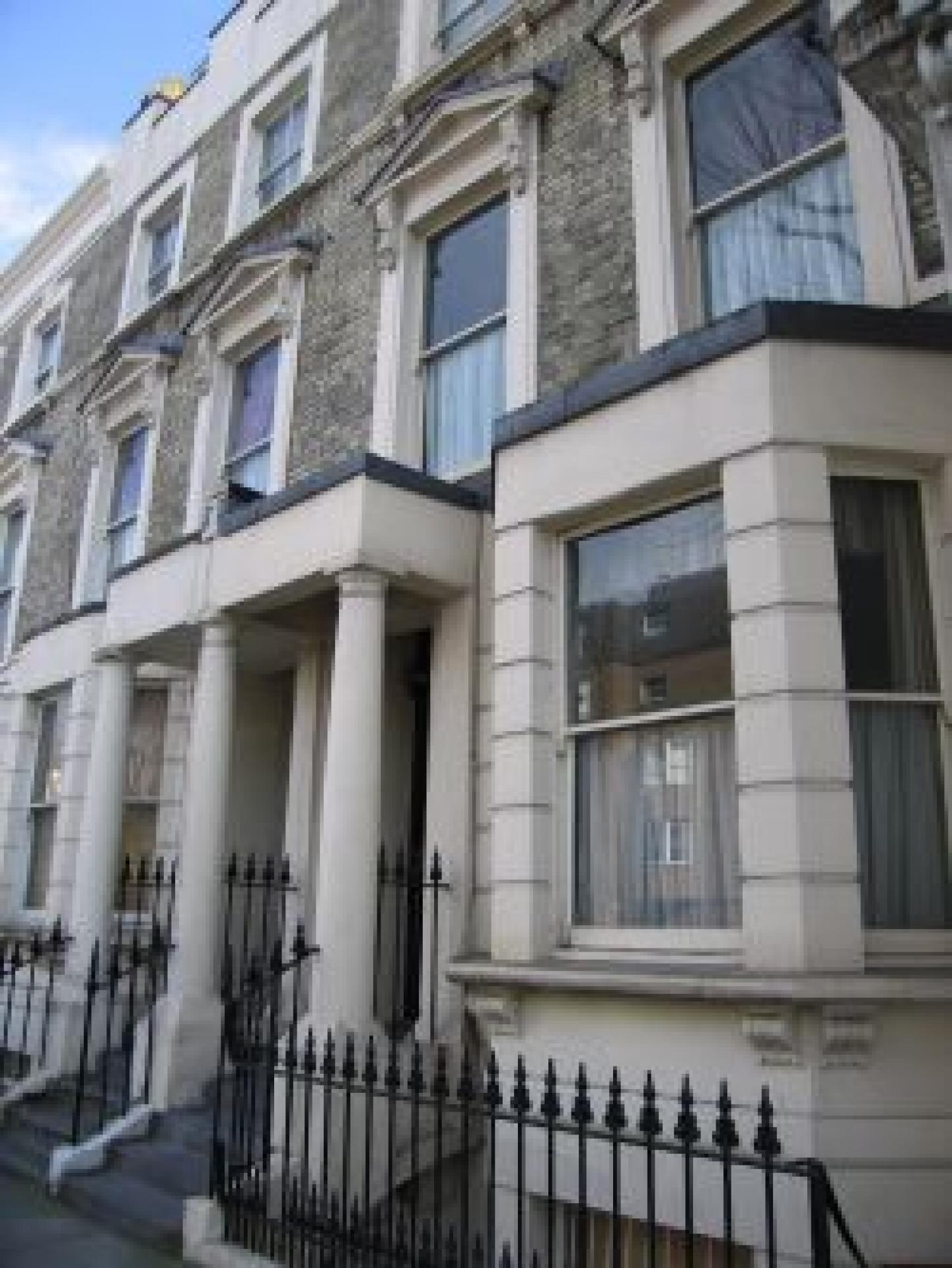 			VIEWINGS ARE HIGHLY RECOMMENDED, 1 Bedroom, 1 bath, 1 reception Flat			 Elgin Avenue, QUEENS PARK W9 W9