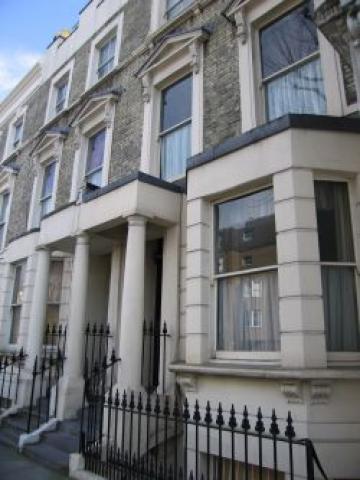 			VIEWINGS ARE HIGHLY RECOMMENDED, 1 Bedroom, 1 bath, 1 reception Flat			 Elgin Avenue, QUEENS PARK W9