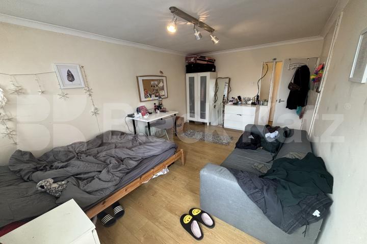 Superbly located boasting size, quality & location Gerridge Street, Waterloo