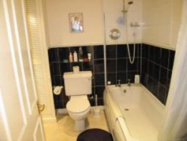 			6 month let only, 2 Bedroom, 1 bath, 1 reception Flat			 Inglewood Road, WEST HAMPSTEAD