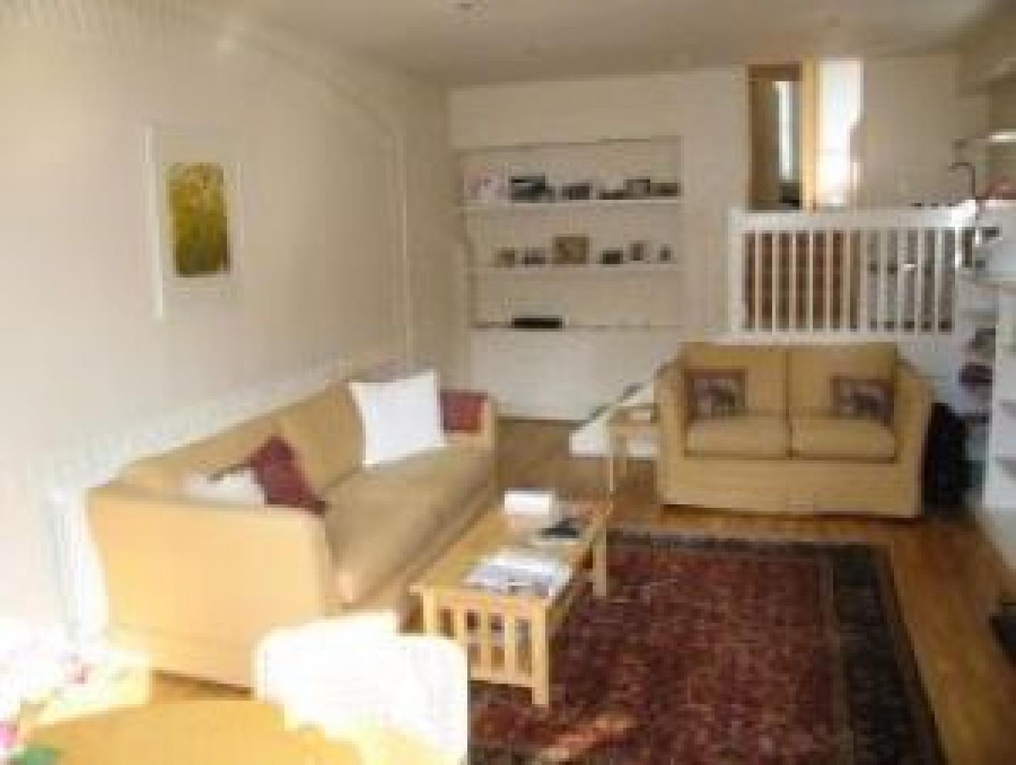 			6 month let only, 2 Bedroom, 1 bath, 1 reception Flat			 Inglewood Road, WEST HAMPSTEAD