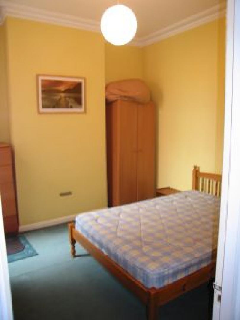 			2 Bedroom, 1 bath, 1 reception Flat			 Riffel Road, WILLESDEN GREEN NW2