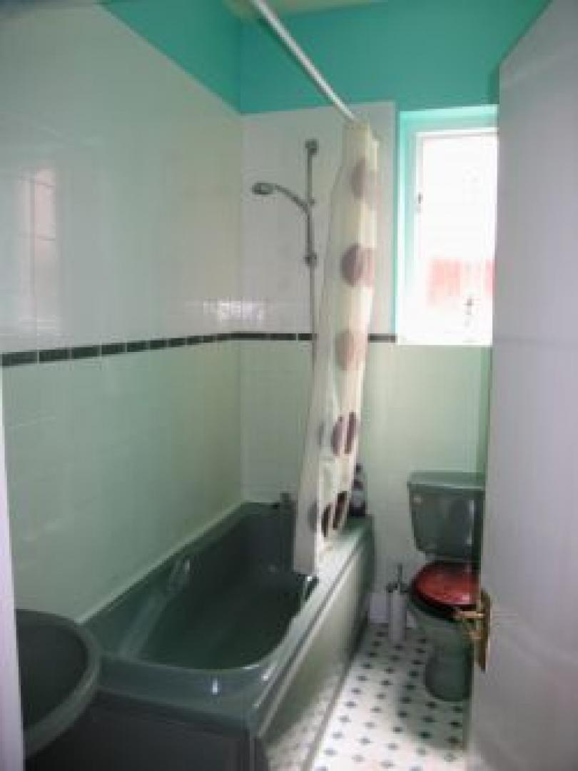 			2 Bedroom, 1 bath, 1 reception Flat			 Riffel Road, WILLESDEN GREEN NW2