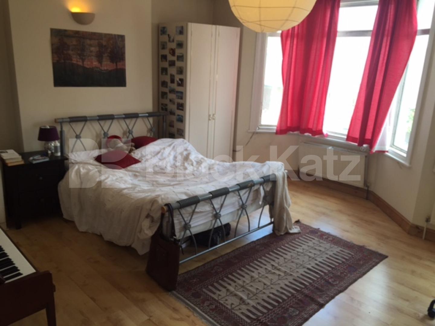 			New Instruction, 5 Bedroom, 1 bath, 1 reception House			 Waldeck Road, Turnpike Lane