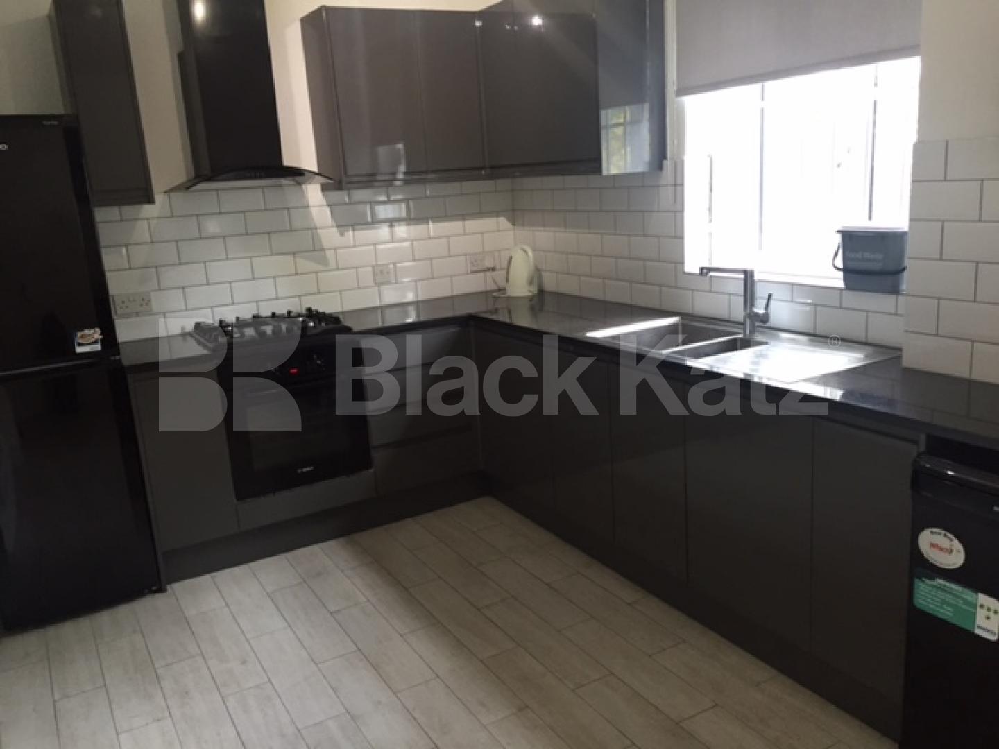 			New Instruction, 4 Bedroom, 1 bath, 1 reception Ground Floor Flat			 East India Dock Road, LIMEHOUSE 