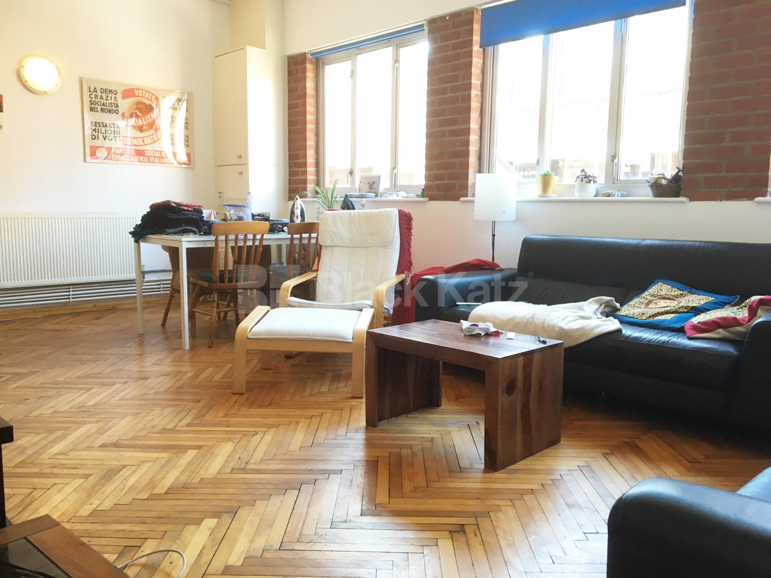 			SPACIOUS THREE BEDROOM LIVE/WORK WAREHOUSE CONVERSION, 3 Bedroom, 1 bath, 1 reception Flat			 GROVE HOUSE-TUDOR ROAD, HACKNEY-BETHNAL GREEN-LONDON FIELDS E9