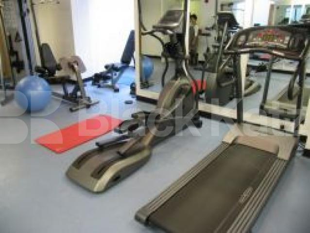 			MUST SEE !!, 2 Bedroom, 1 bath, 1 reception Flat			 Enfield Road, ISLINGTON