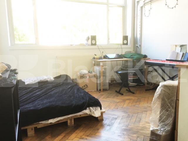 			SPACIOUS THREE BEDROOM LIVE/WORK WAREHOUSE CONVERSION, 3 Bedroom, 1 bath, 1 reception Flat			 GROVE HOUSE-TUDOR ROAD, HACKNEY-BETHNAL GREEN-LONDON FIELDS
