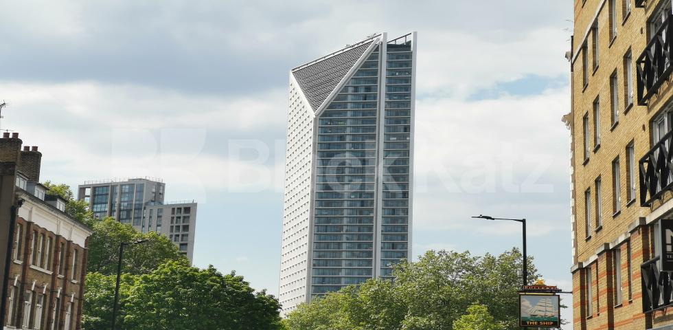 			LET , 1 Bedroom, 1 bath, 1 reception Apartment			 Southwark Bridge Road, Elephant and Castle