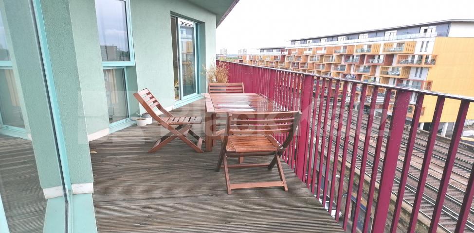 			NEW INSTRUCTION , 2 Bedroom, 1 bath, 1 reception Apartment			 South Central Steedman Street, Elephant and Castle