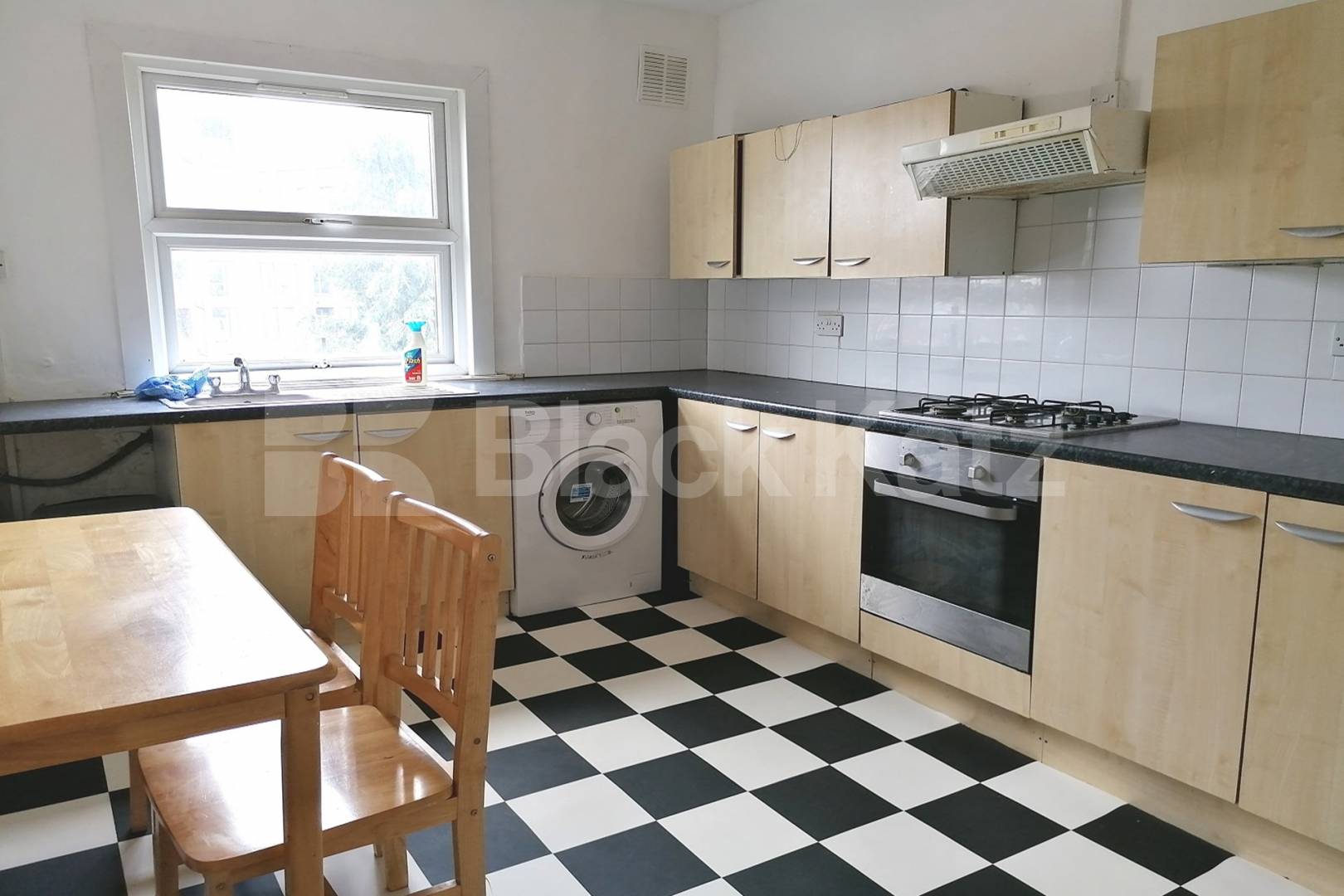 1102 Sq. Ft. top floor period conversion St John's Hill, Clapham Junction