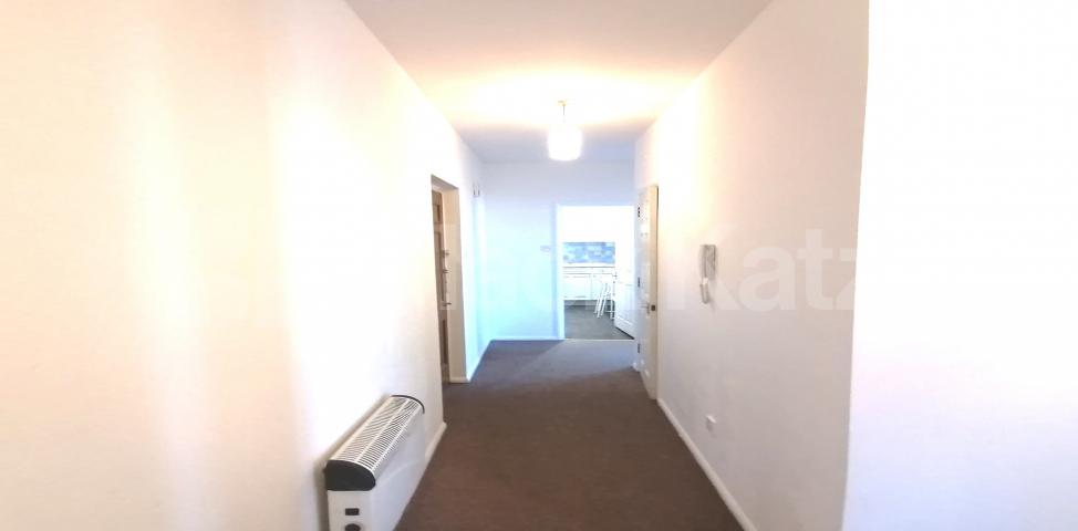 			LET , 3 Bedroom, 1 bath, 1 reception Apartment			 Bridge View Court Grange road, London Bridge