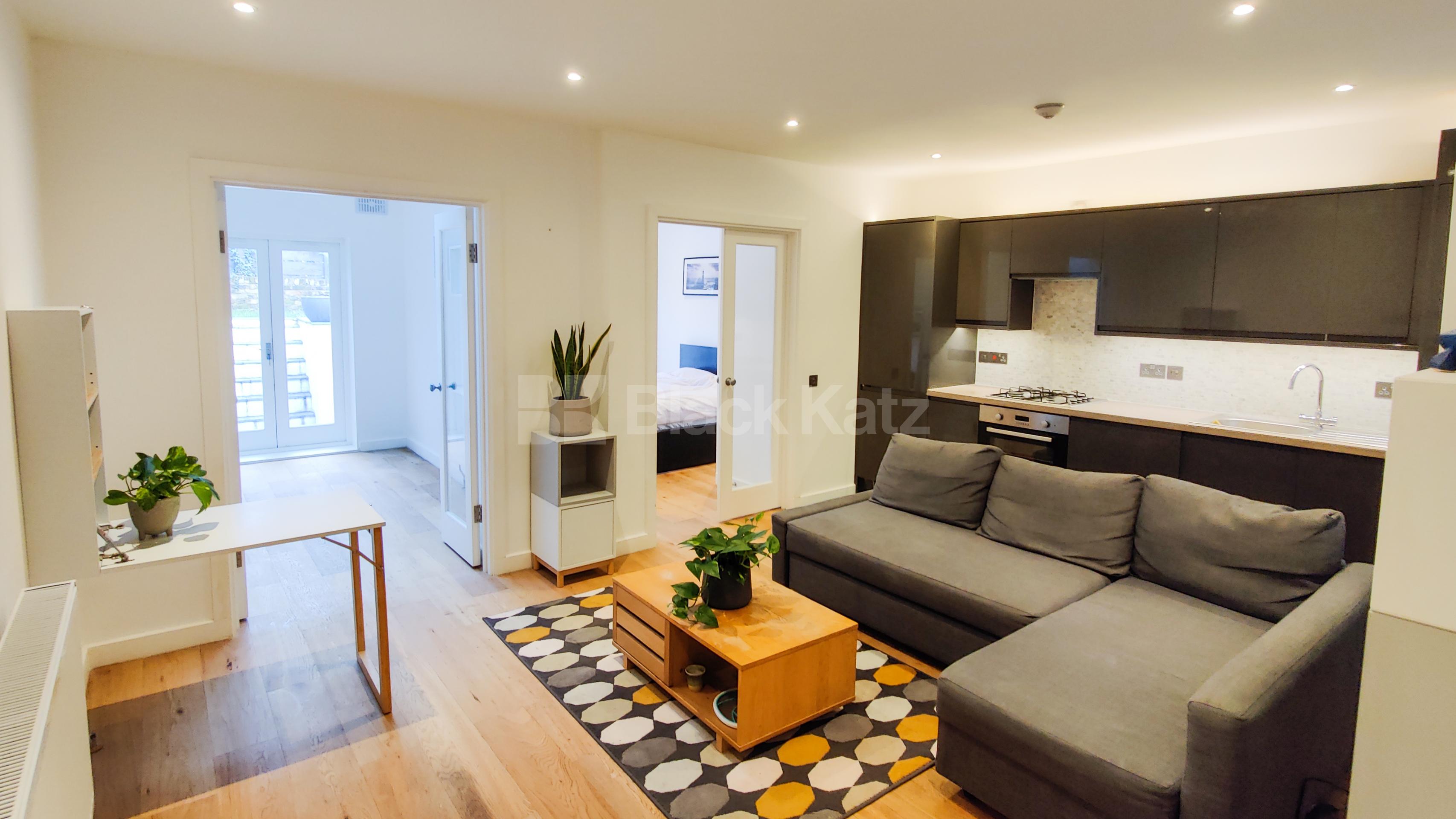 			GARDEN FLAT!, 2 Bedroom, 1 bath, 1 reception Apartment			 Caledonian Road N1, KINGS CROSS / ISLINGTON N1