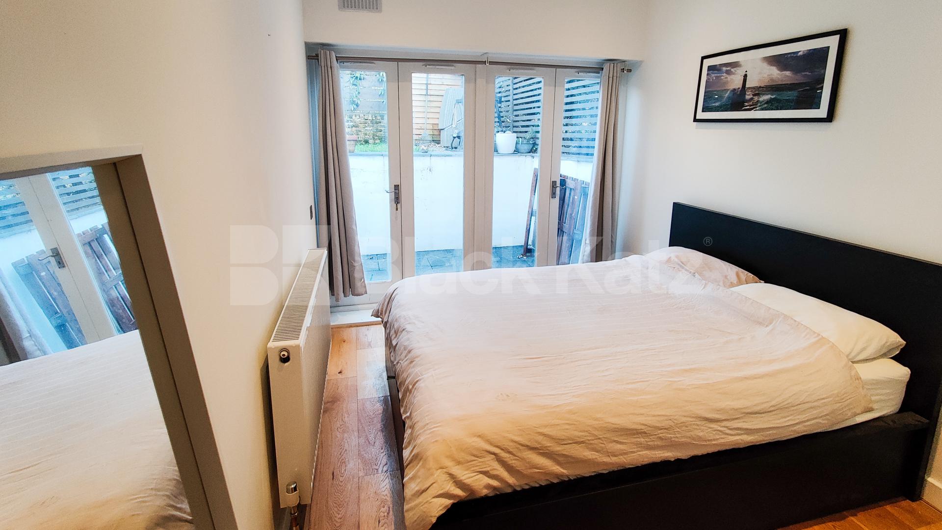 			GARDEN FLAT!, 2 Bedroom, 1 bath, 1 reception Apartment			 Caledonian Road N1, KINGS CROSS / ISLINGTON