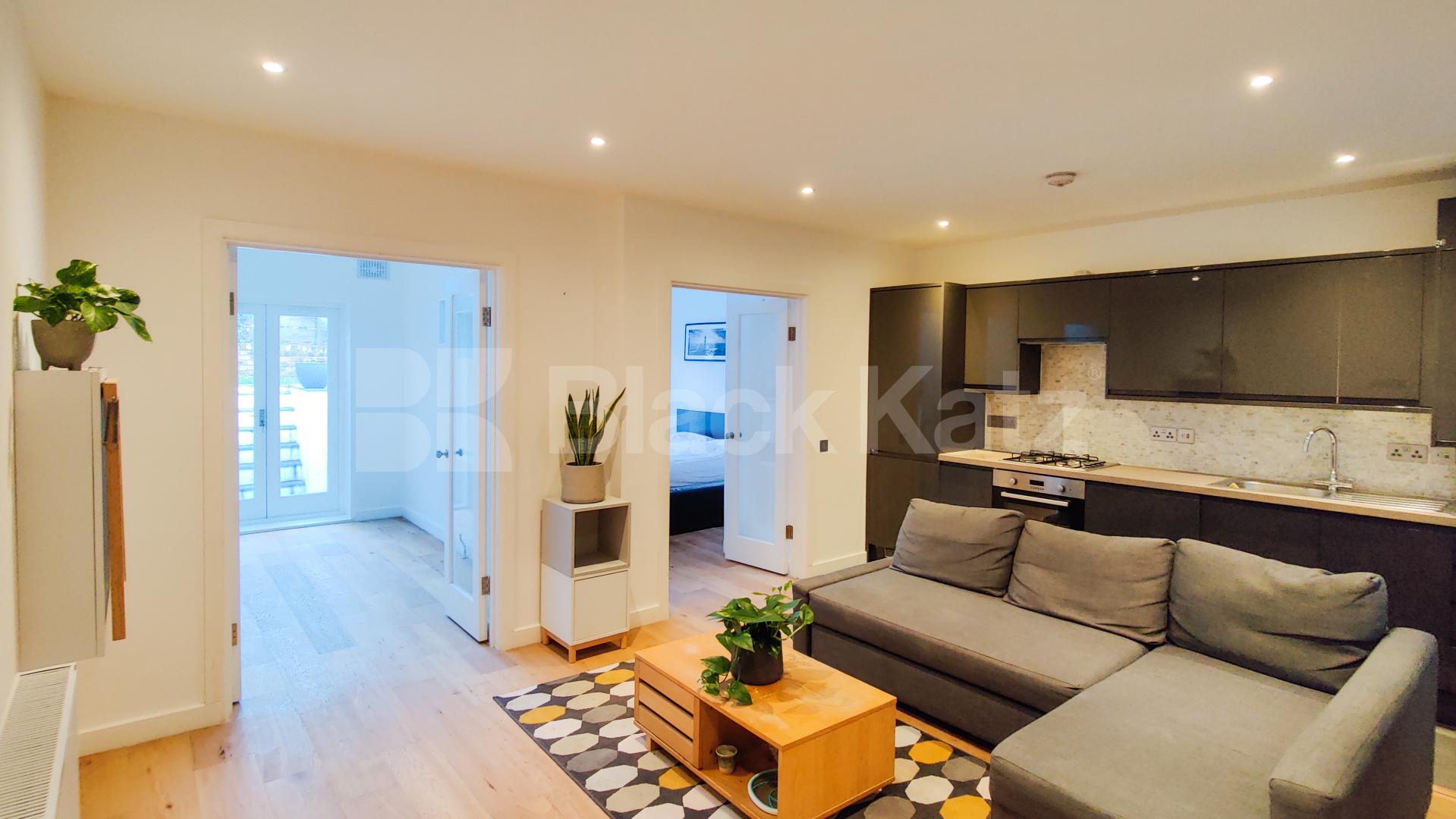 			GARDEN FLAT!, 2 Bedroom, 1 bath, 1 reception Apartment			 Caledonian Road N1, KINGS CROSS / ISLINGTON