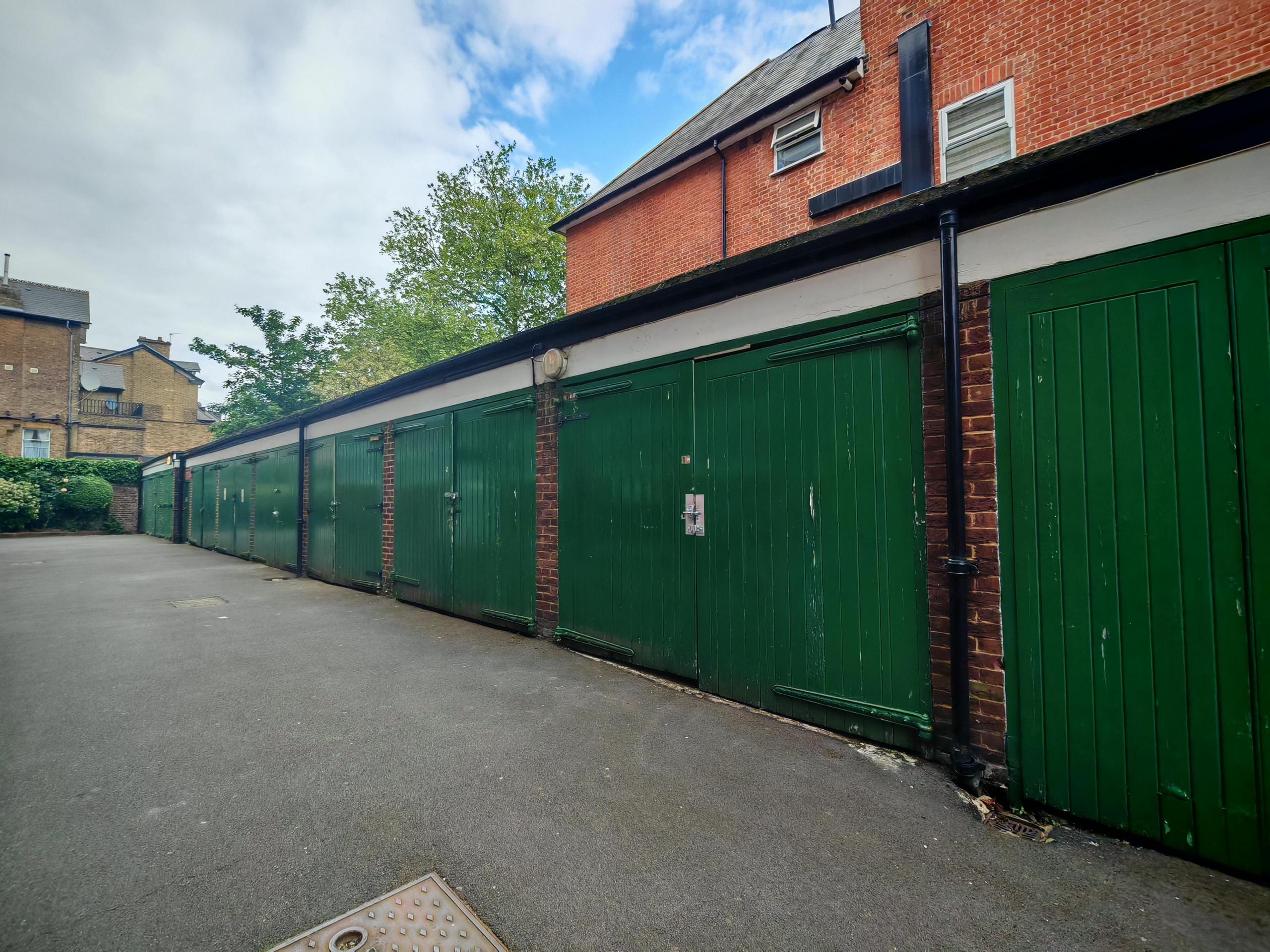 Garage to rent West End Lane , West Hampstead NW6