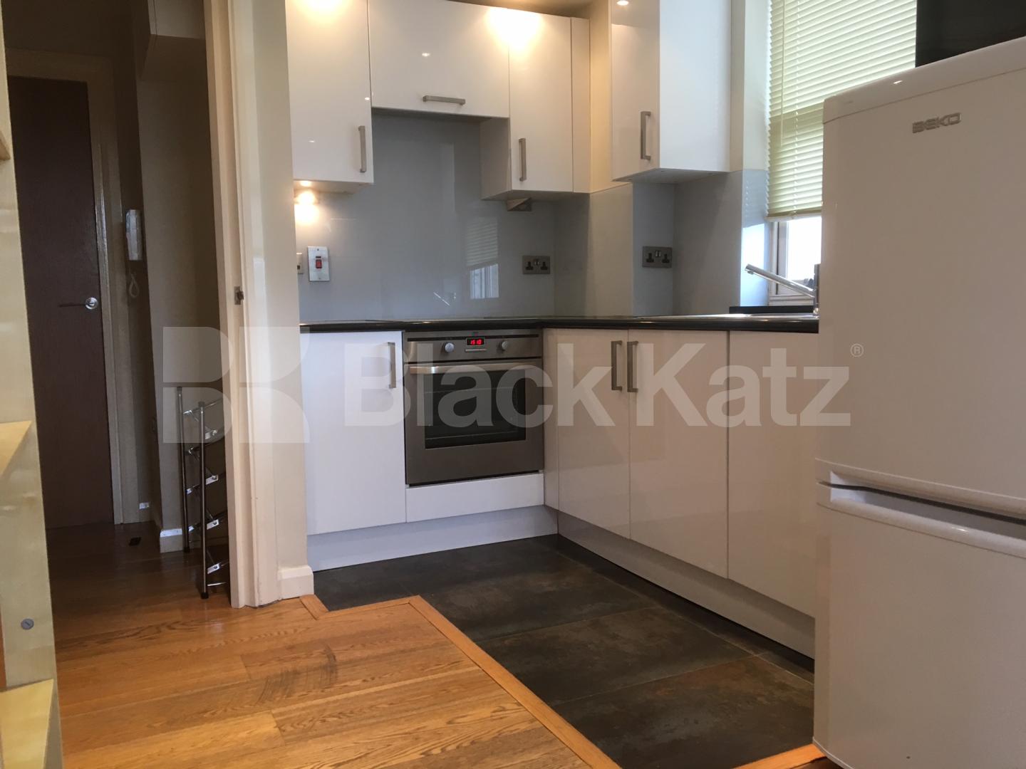 			New Instruction, 1 Bedroom, 1 bath, 1 reception Flat			 Penton Street, ANGEL 