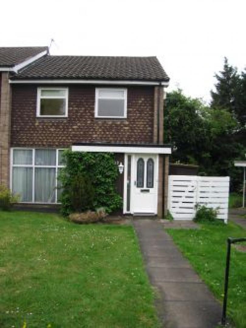 			VIEWINGS HIGHLY RECOMMENDED, 3 Bedroom, 1 bath, 1 reception Flat			 Heath View, EAST FINCHLEY N2