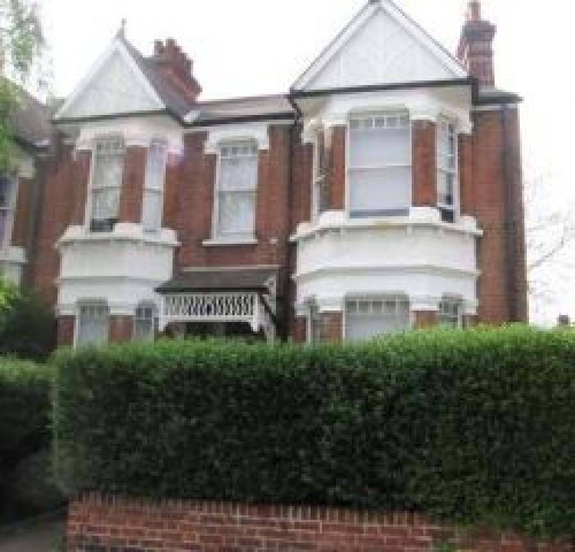 			Studio Apartment, 1 bath, 1 reception Studio			 Furness Road, WILLESDEN NW10