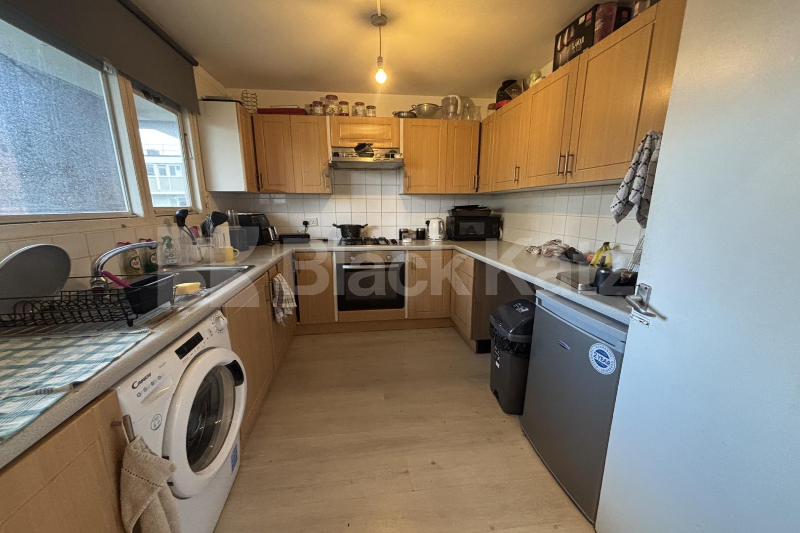 Modern split level apartment with large living room Maskelyne Close, Battersea