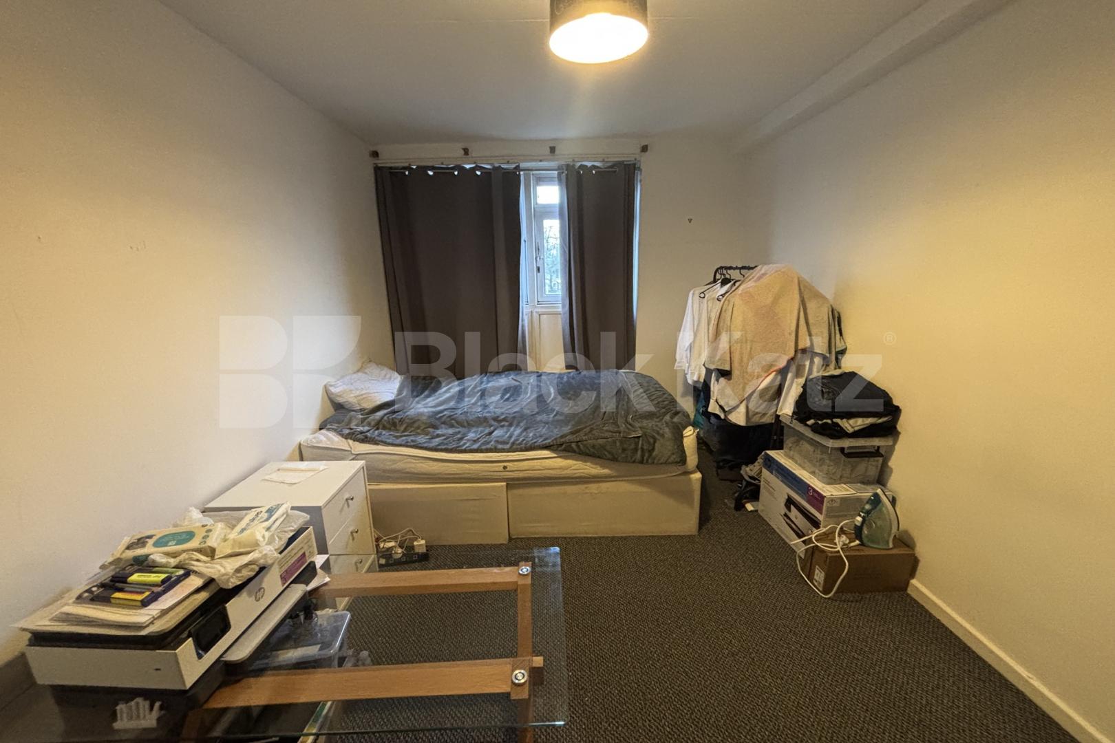 Modern split level apartment with large living room Maskelyne Close, Battersea