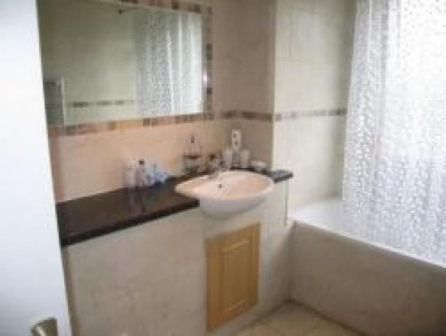 			2 Bedroom, 1 bath, 1 reception Flat			 Regents Park Road, FINCHLEY CENTRAL N3