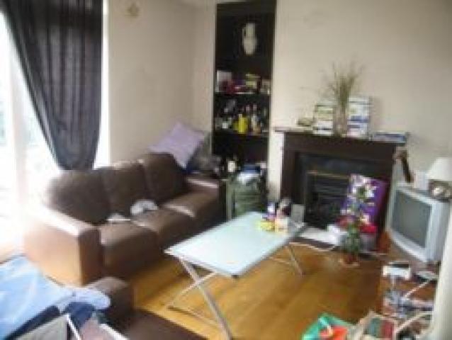 			NEW INSTRUCTION, 3 Bedroom, 1 bath, 1 reception Flat			 Dobson Close, SWISS COTTAGE