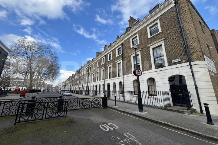 			1 Bedroom, 1 bath, 1 reception Apartment			 Trinity Church Square, Borough