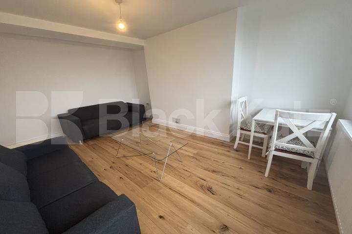 Newly refurbished throughout, stylish and modern.  St. Georges Close, Battersea Power Station/Wandsworth Road  