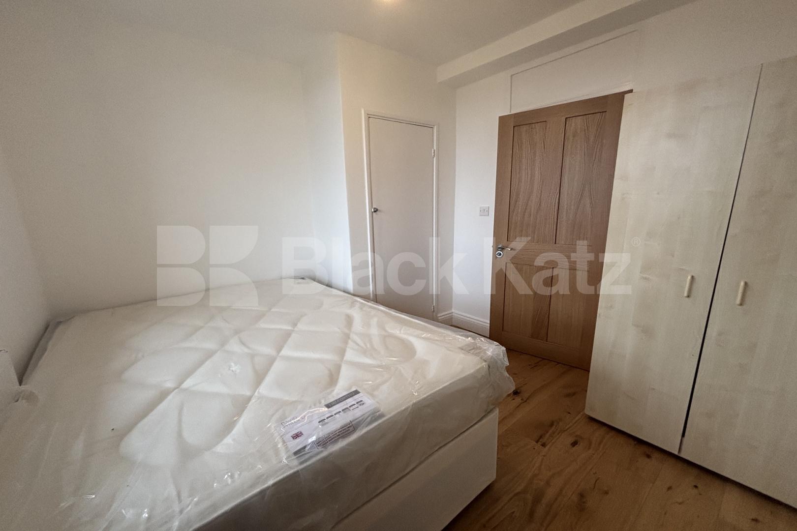 Newly refurbished throughout, stylish and modern.  St. Georges Close, Battersea Power Station/Wandsworth Road  