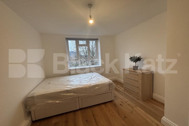 Newly refurbished throughout, stylish and modern.  St. Georges Close, Battersea Power Station/Wandsworth Road  