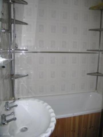 			NEW INSTRUCTION, 4 Bedroom, 1 bath, 1 reception Flat			 Selwyn Road, WILLESDEN NW10