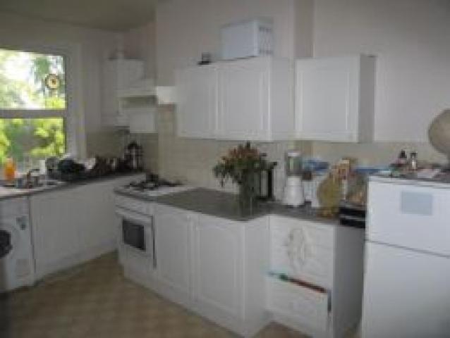 			NEW INSTRUCTION, 2 Bedroom, 1 bath, 1 reception Flat			 Hillfield Road, WEST HAMPSTEAD