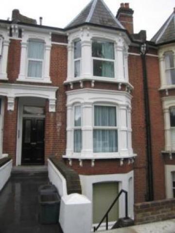			NEW INSTRUCTION, 2 Bedroom, 1 bath, 1 reception Flat			 Hillfield Road, WEST HAMPSTEAD